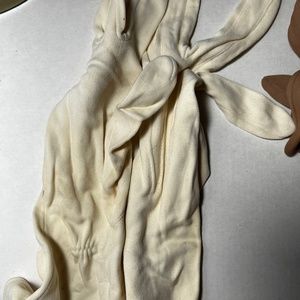 Vintage off white gloves